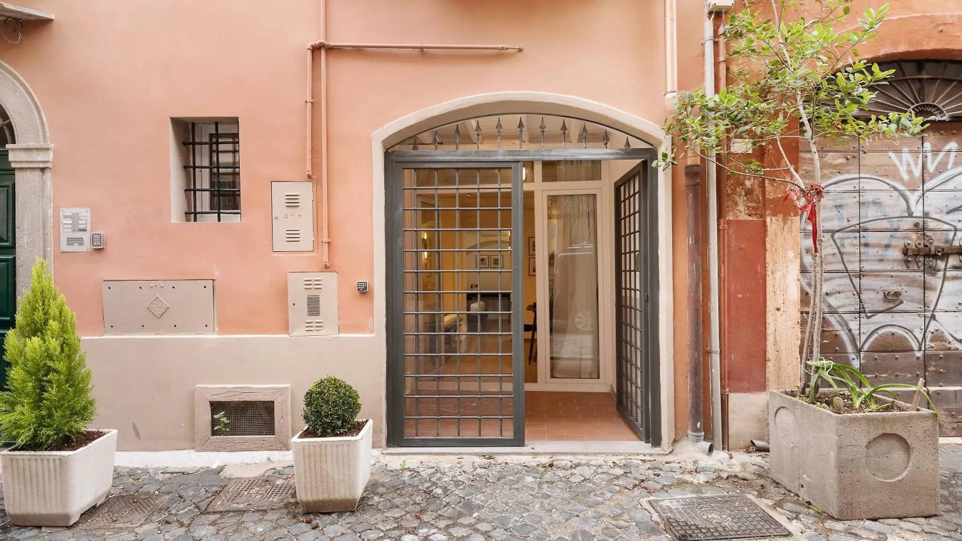 Leopardo Boutique Apartment In Trastevere Rome