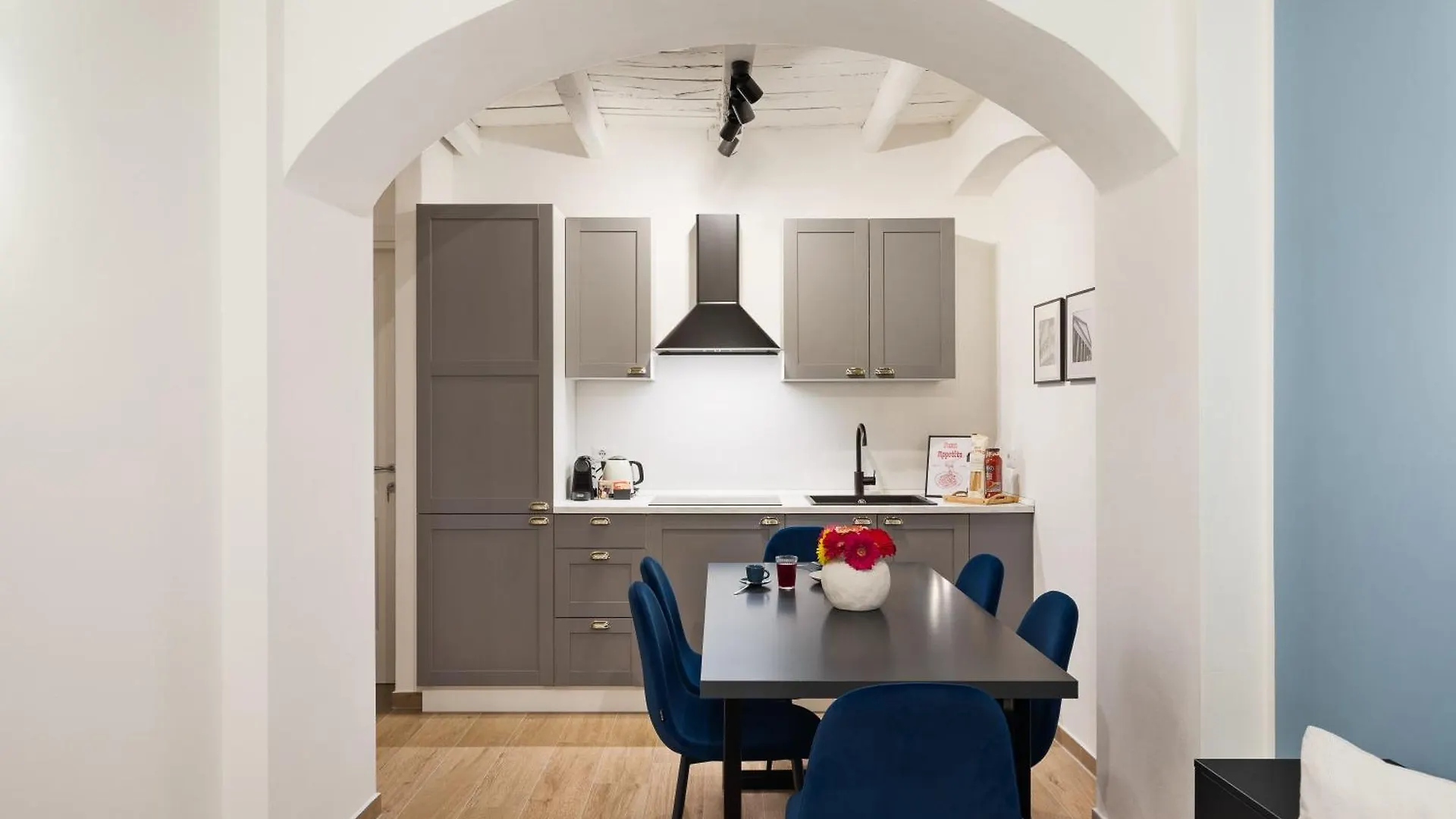 Leopardo Boutique Apartment In Trastevere Rome 0*,  Italy