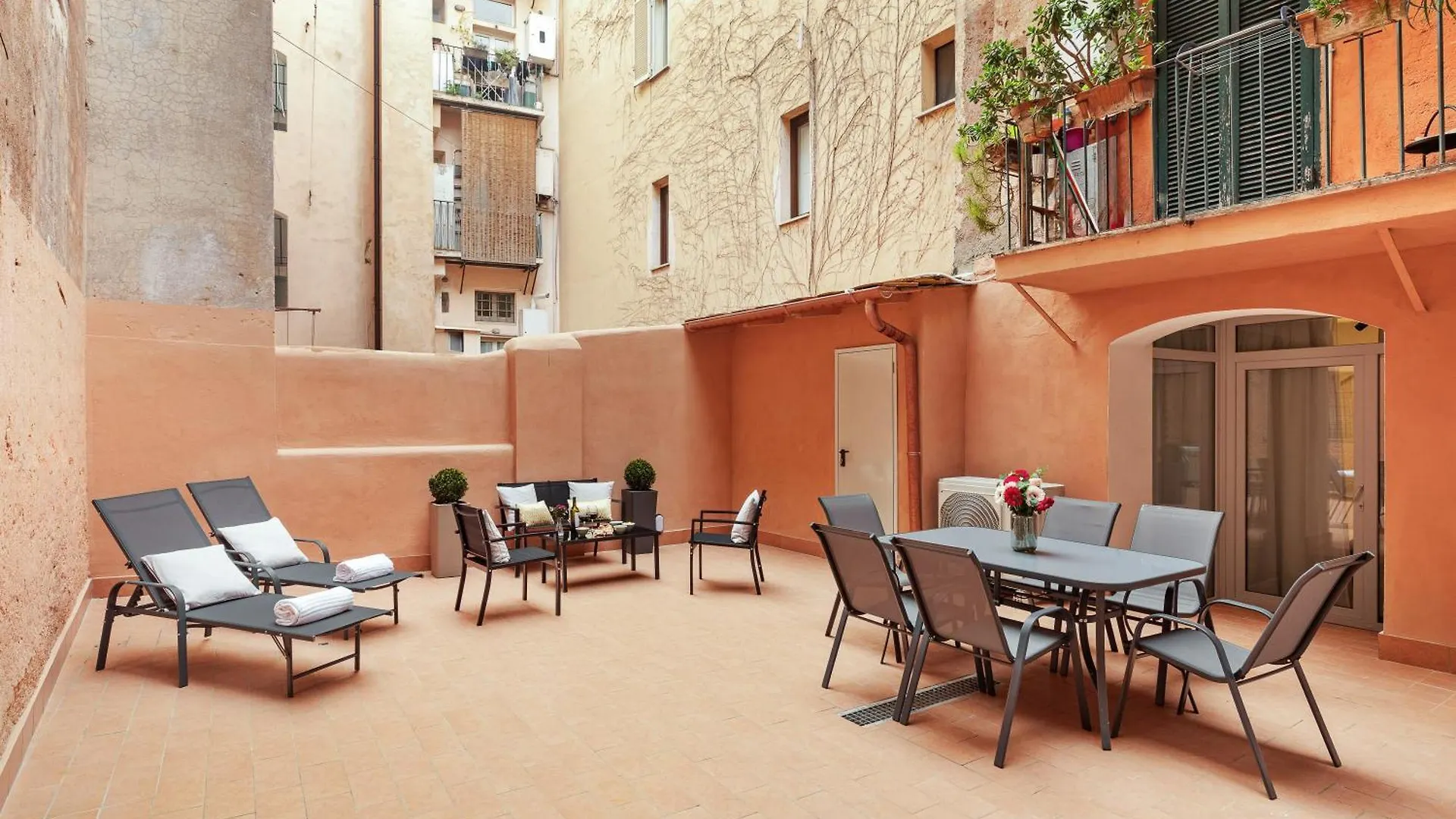 Leopardo Boutique Apartment In Trastevere Rome 0*,  Italy